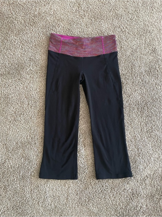 lululemon athletica Pants - lululemon athletica Black Cropped Leggings with Pink Marled Waistband